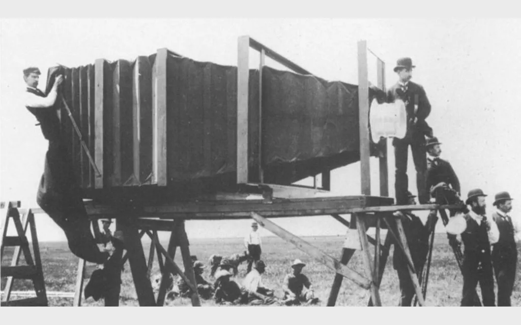 primeira câmera fotográfica